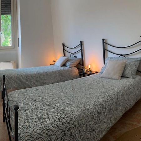 Casa Polly 2 - Ampio E Comodo Appartamento A Voghera Εξωτερικό φωτογραφία
