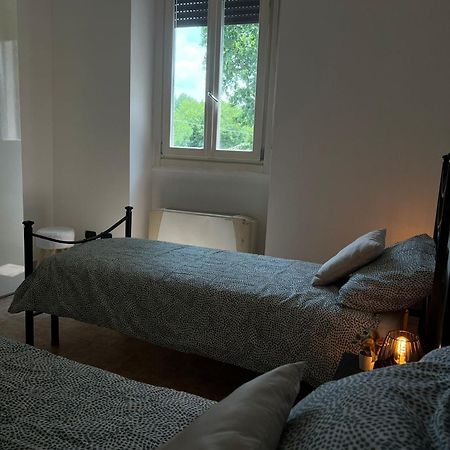 Casa Polly 2 - Ampio E Comodo Appartamento A Voghera Εξωτερικό φωτογραφία