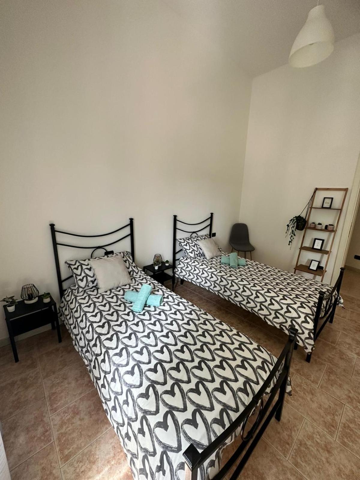 Casa Polly 2 - Ampio E Comodo Appartamento A Voghera Εξωτερικό φωτογραφία